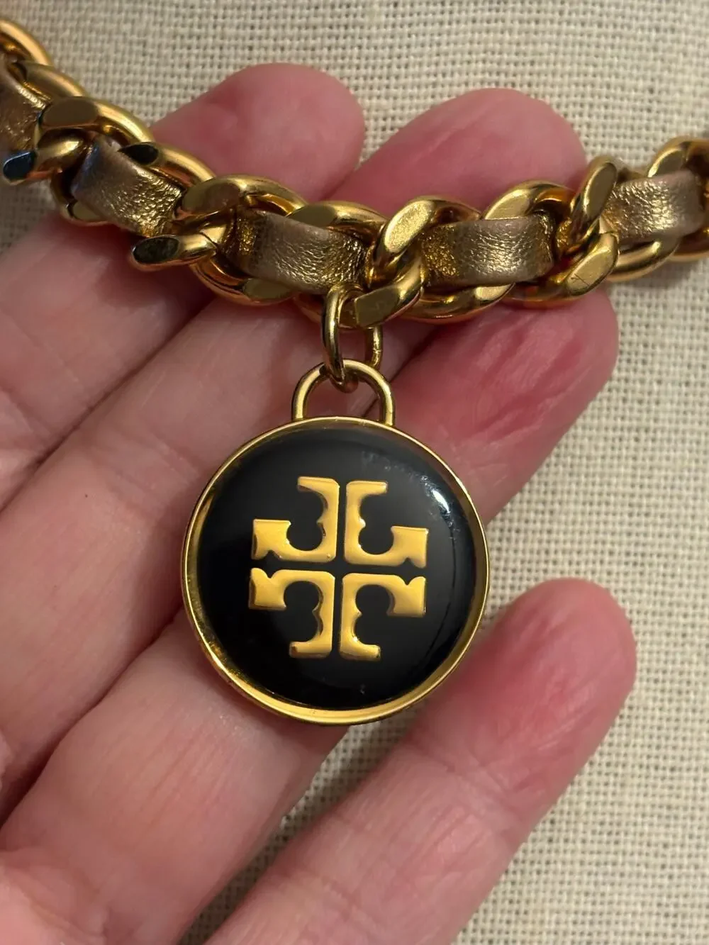 Tory Burch Logo Medallion Chunky Chain Necklace 14